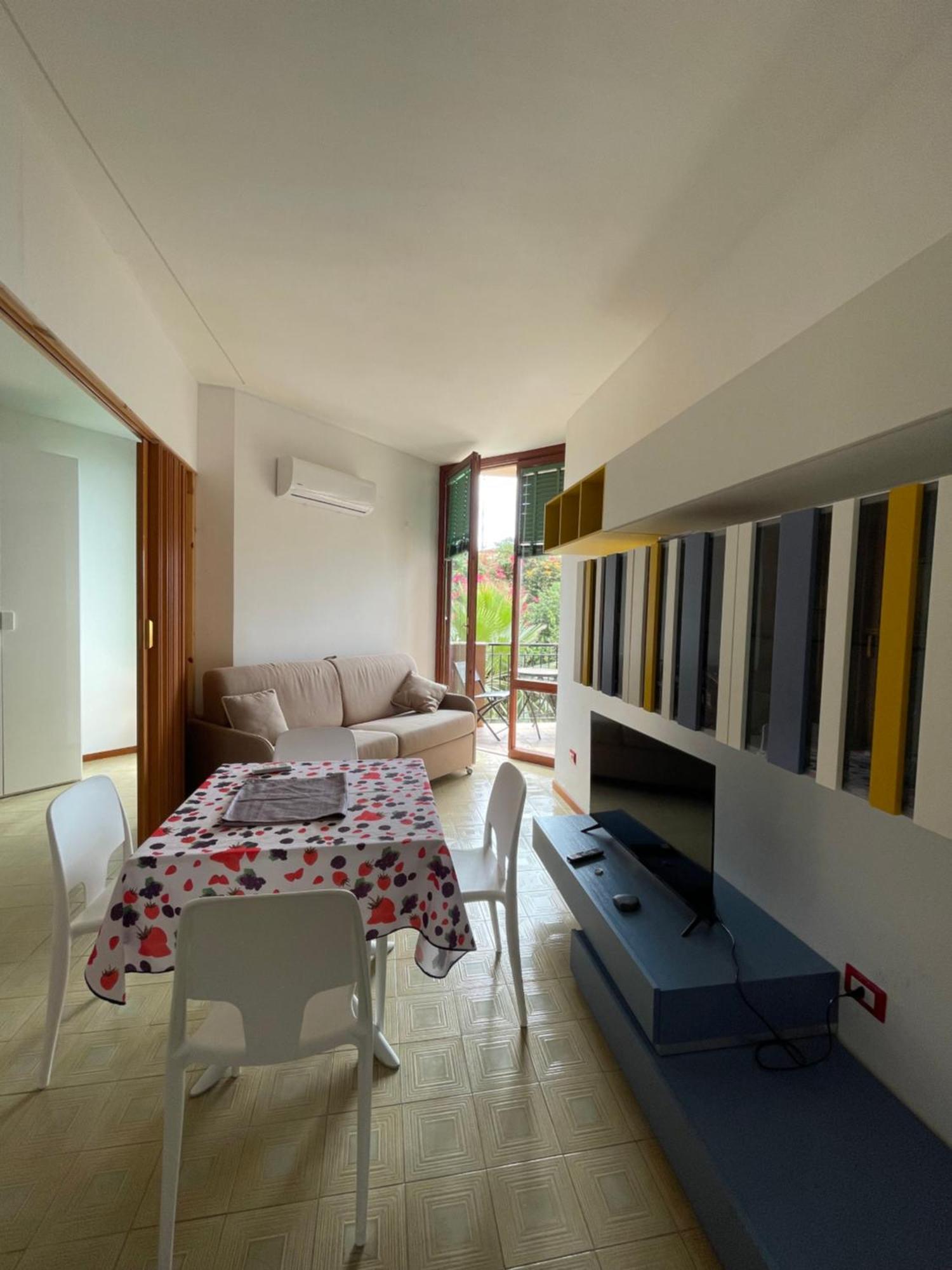 Gli appartamenti di Francuzzo Teulada Camera foto